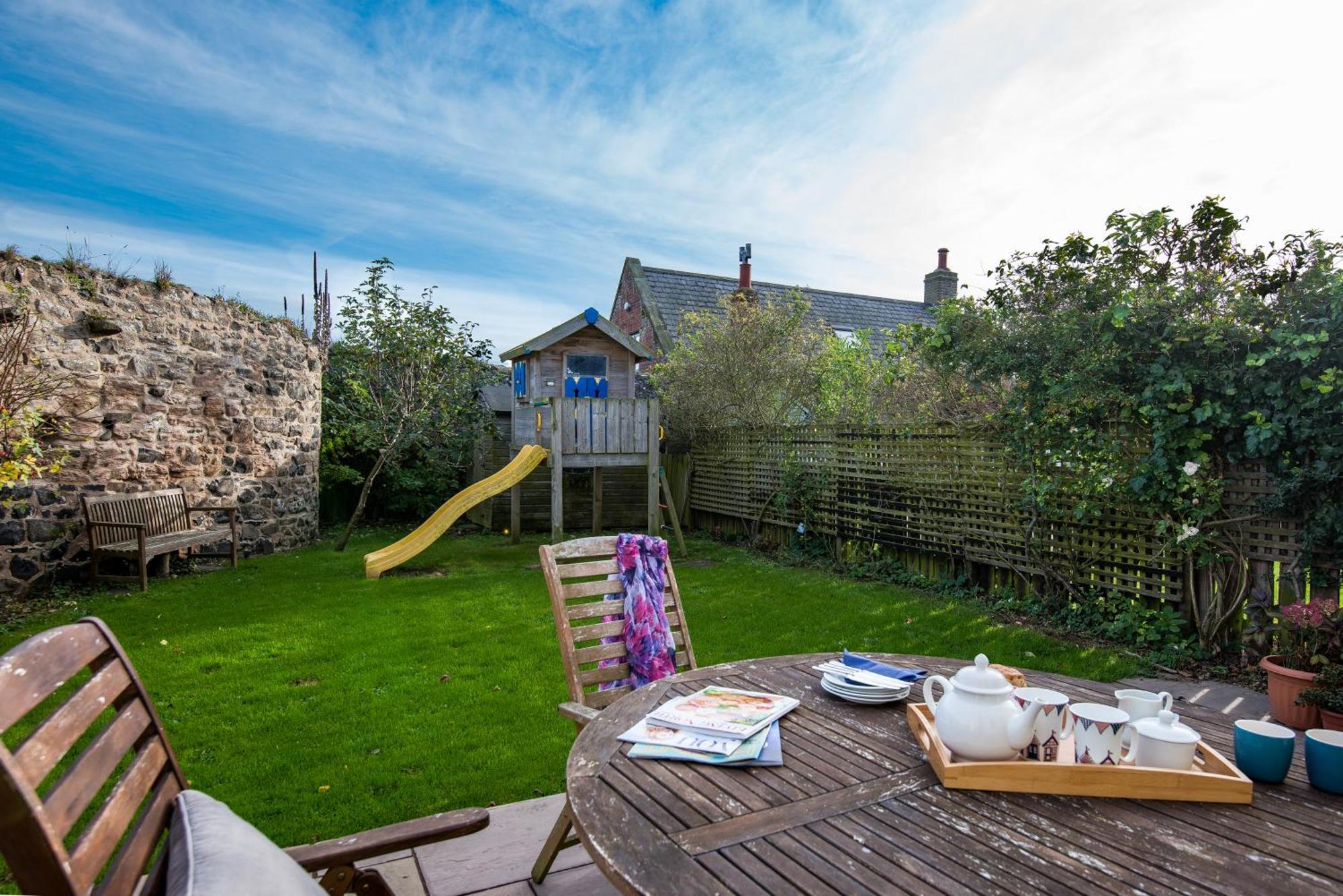 Leaholme Cottage - Fabulous Coastal Cottage For 8 Newton by the Sea Exterior photo